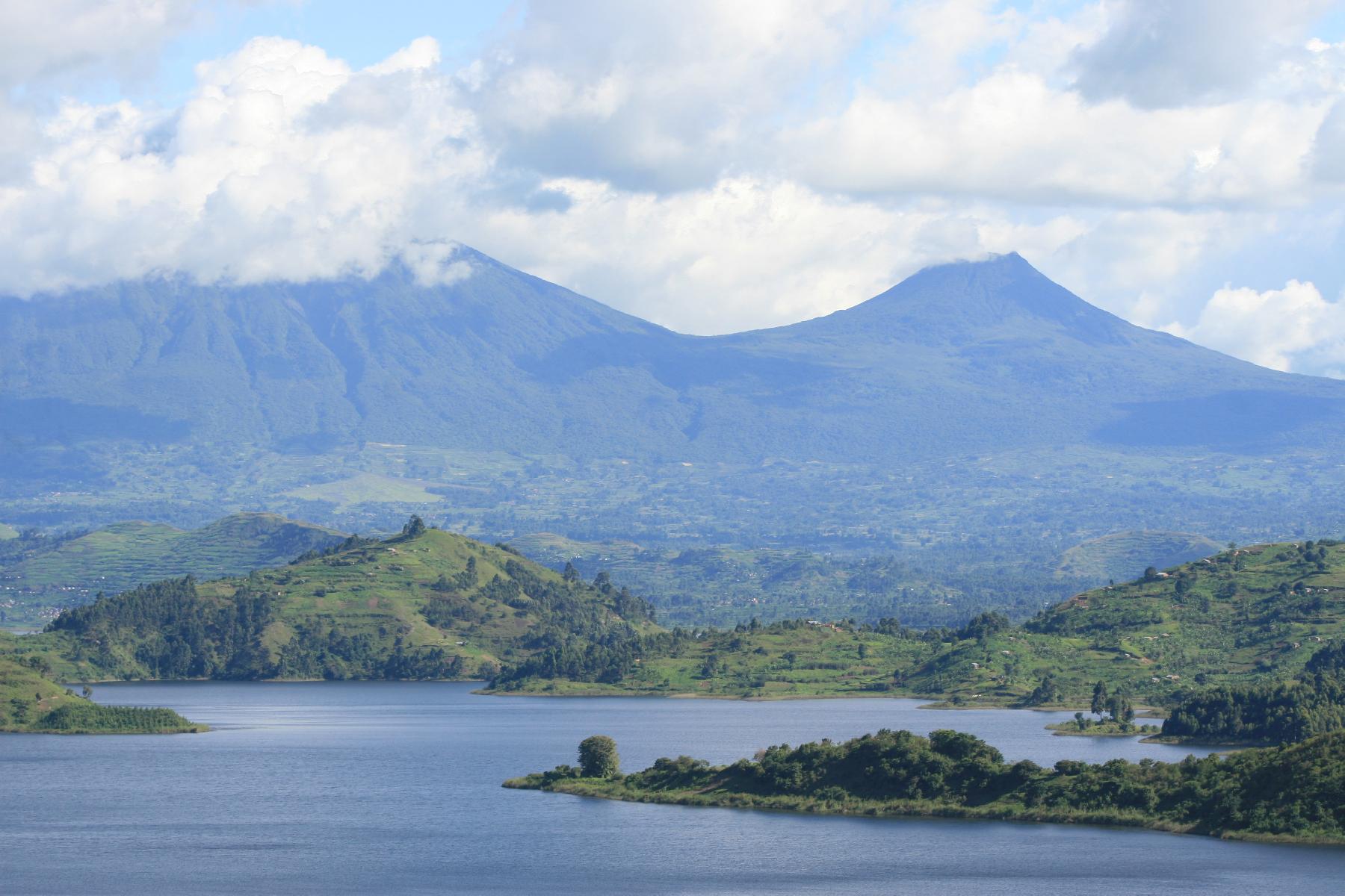 17 Days Uganda Rwanda safari