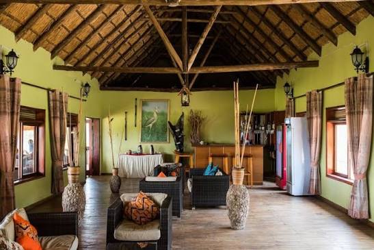 | Uganda Gorilla Tour Pakuba safari lodge