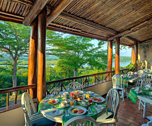 | Uganda Gorilla Tour Paara safari lodge