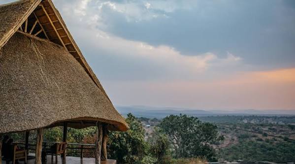 Rwakobo Rock lodge